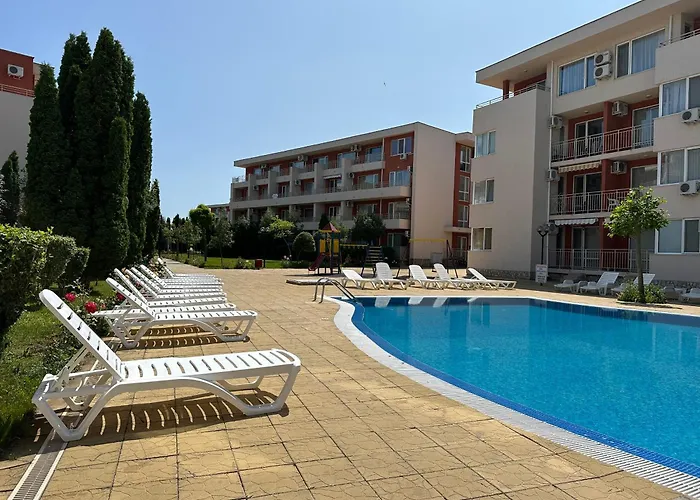 The Sunny Spot Sluneční pobřeží